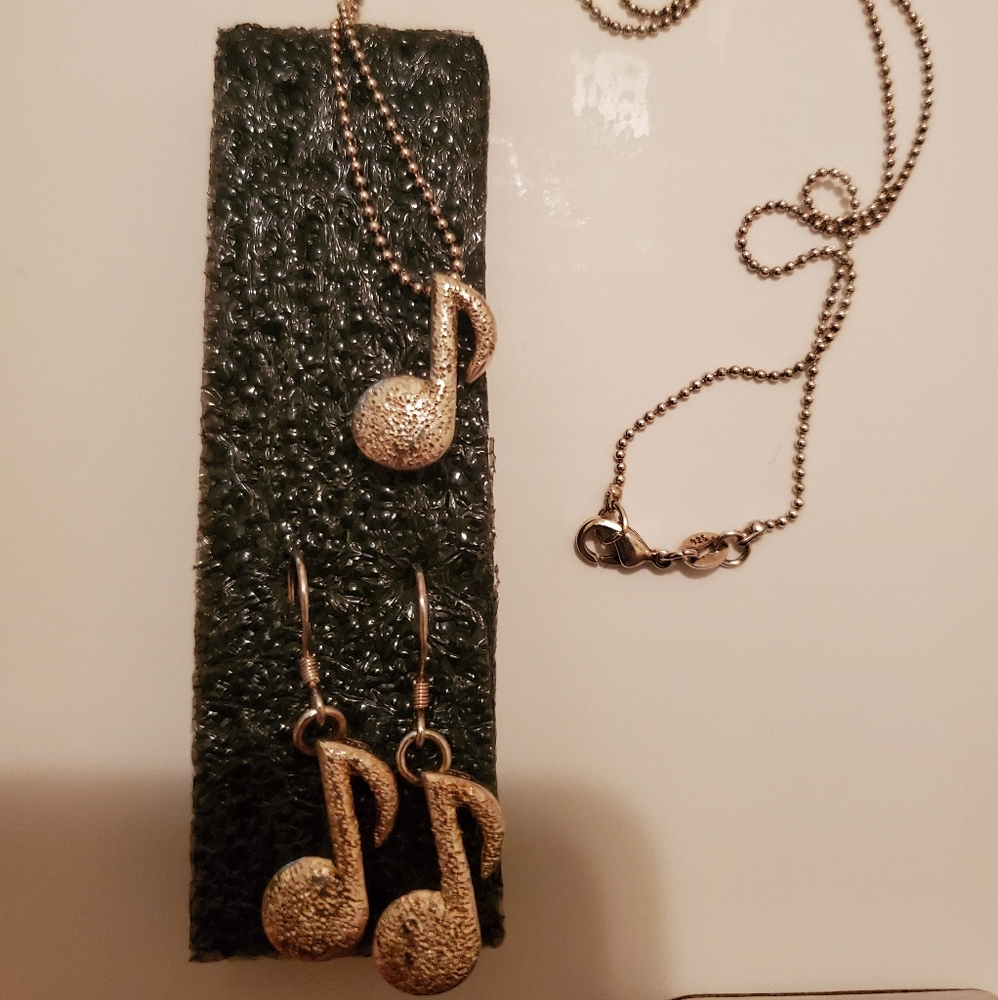 925 Musical Note Necklace and Earring Set